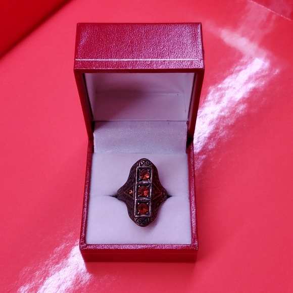 Art Deco Gold Topaz Ring - Picture 3 of 11